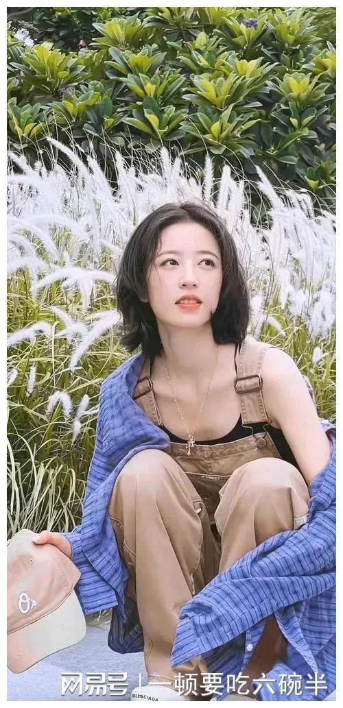 周雨彤最新吃瓜,揭秘明星背后的故事