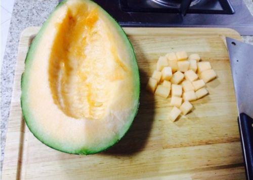 羊羔吃哈密瓜,一场意外的美味邂逅