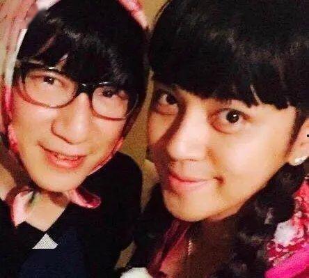 闺蜜吃瓜塑料视频,揭秘娱乐圈背后的真相