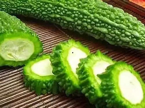 皮呦吃瓜视频,揭秘娱乐圈幕后真相，带你领略明星们的真实生活