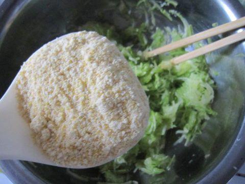 喝水吃饼吃瓜吃面图,喝水、吃饼、吃瓜、吃面，尽享美食时光